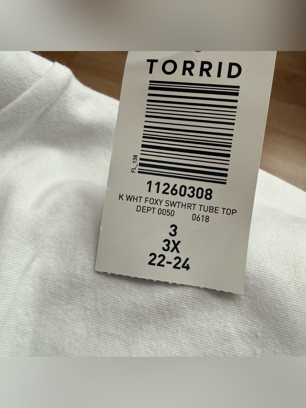 NWT Torrid White Foxy Sweetheart Tube Top Sz 3, 3X, 22-24 - Picture 3 of 5
